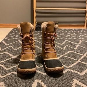 Mid hight Sorel boots
